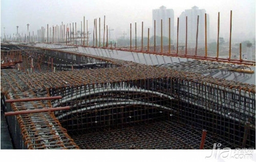 钢筋混凝土的密度_钢筋混凝土验收规范