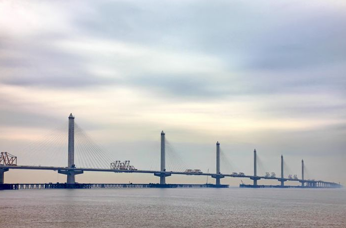 浙江的嘉绍大桥总长多少米_索塔数量主桥长度规模位居世界第一