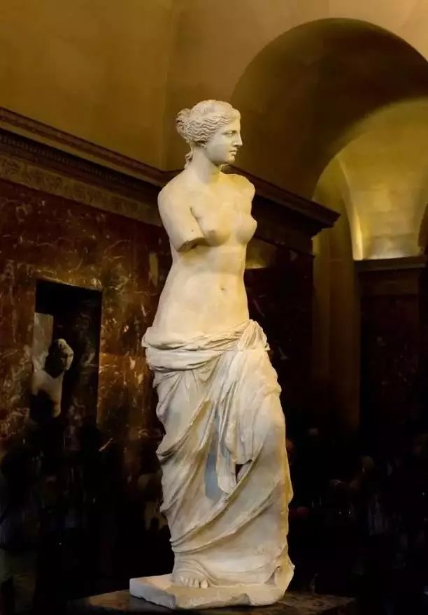 维纳斯雕像的作者_维纳斯的诞生