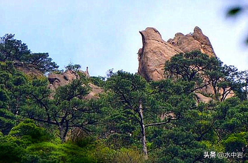 黄山奇石的资料_保护黄山自然环境的重要性与紧迫性