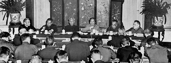 新中国成立的具体时间是什么时候_新中国成立土地改革和平解放