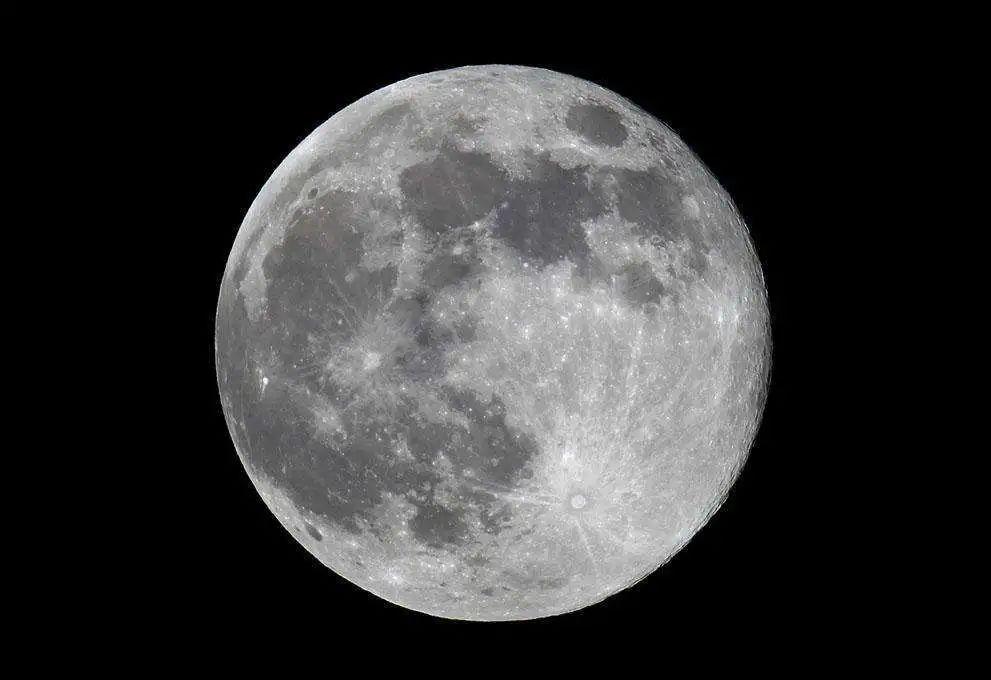 月球的自转周期为多少天_月球的诞生结构特征