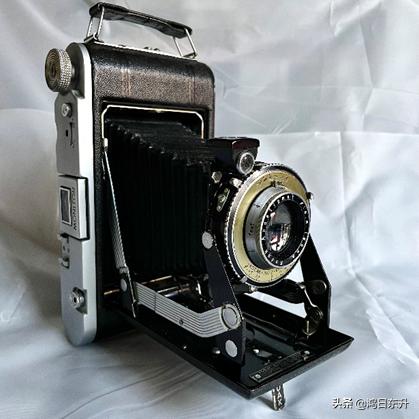 美国有什么相机品牌_相机精巧的设计做工制造工艺柯达相机