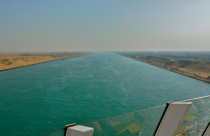 苏伊士运河的由来_古代运河的开凿