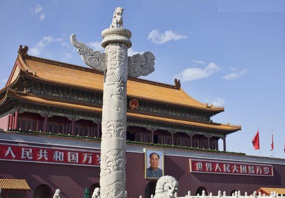 关于北京天安门的资料_建筑特点文物遗存主要景点