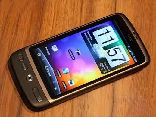 三星和HTC哪个比较好_HTC 新出了一款手机Desire 22 Pro评测