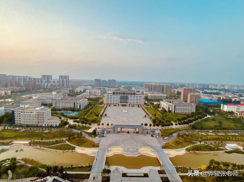 郑州大学有大专吗_郑州西大学城有哪些厉害的大学