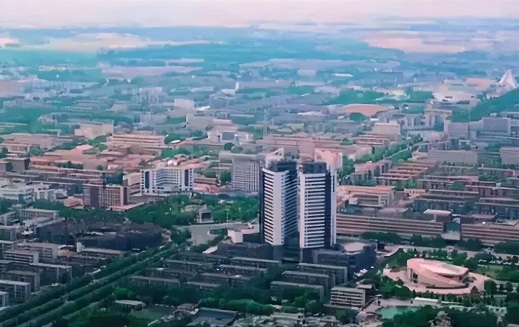 唐山是哪个省市的_历史沿革气候特征自然资源人口民族