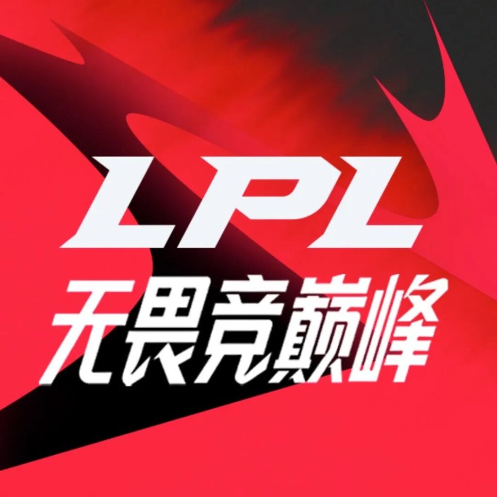 lolfpx是全华班吗_FPX战队的表现