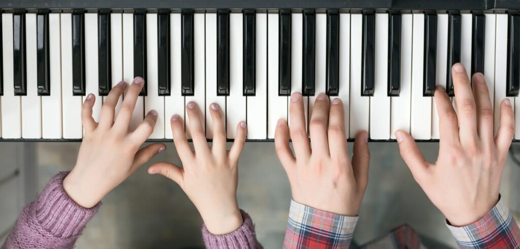电子琴基本指法_穿指规则电子琴钢琴基本指法