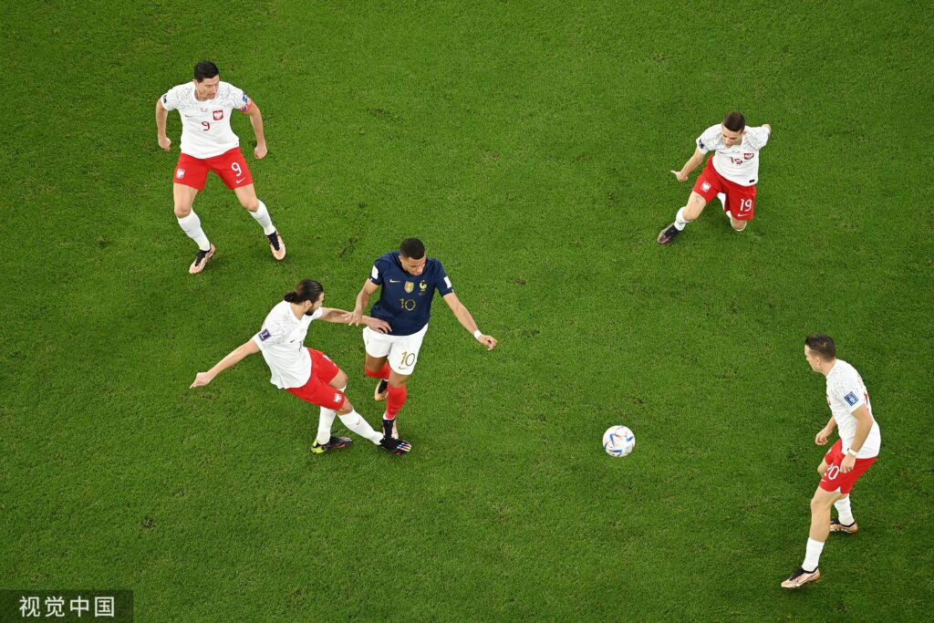 法国3比1波兰_姆巴佩世界杯进球数超过了C罗