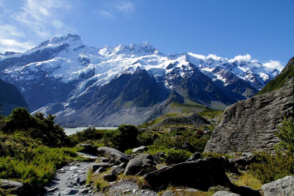 阿尔卑斯山的位置详解_地球表面的基本地形