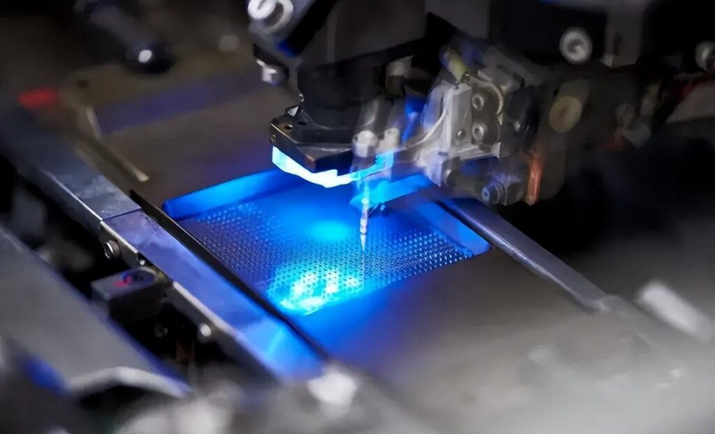 中国光刻机的新突破介绍_光刻机在生产加工芯片时的作用