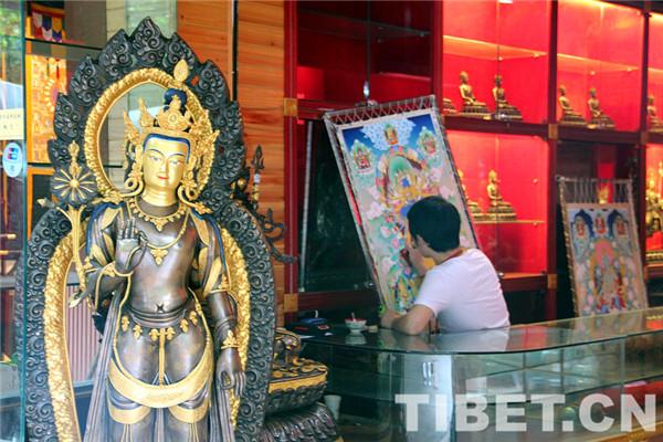 国内有哪些佛教饰品批发集中的地方_藏区佛教用品店有哪些