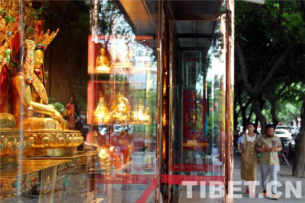 国内有哪些佛教饰品批发集中的地方_藏区佛教用品店有哪些