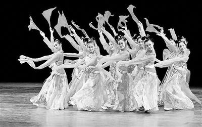 最早的芭蕾舞出现于哪里_邯郸躧步是什么意思