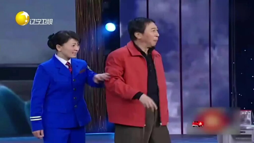 2001年春晚节目共分哪几个篇章_相声的春晚历史