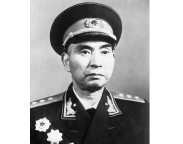 中国现任大将是谁军衔最高的人是谁_三位大将都有谁