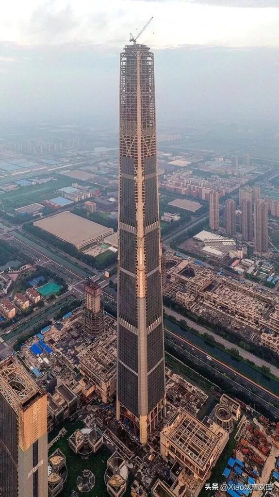 上海最高的楼叫什么_上海中心大厦的总高度