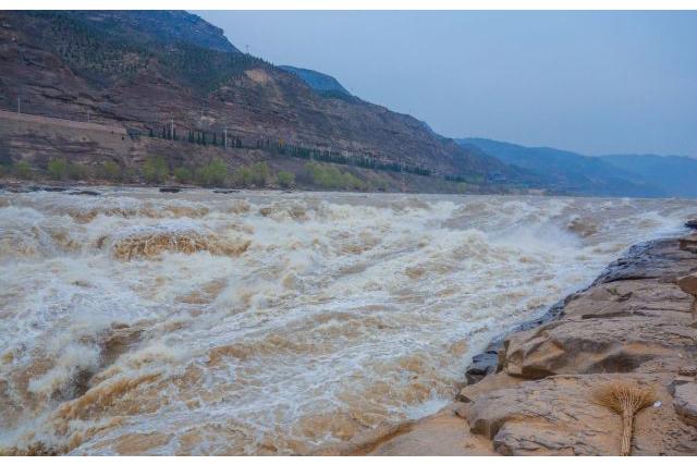 中国黄河全长约多少千米_历史变迁干流概况