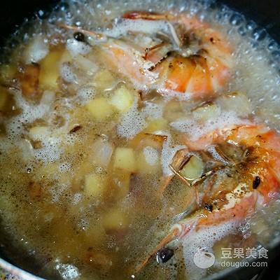 如何做牛油果汤_做牛油果大虾浓汤的方法