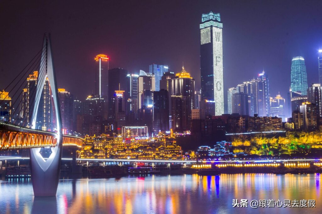 中国什么城市被称为雾城_魔幻3D城市简介