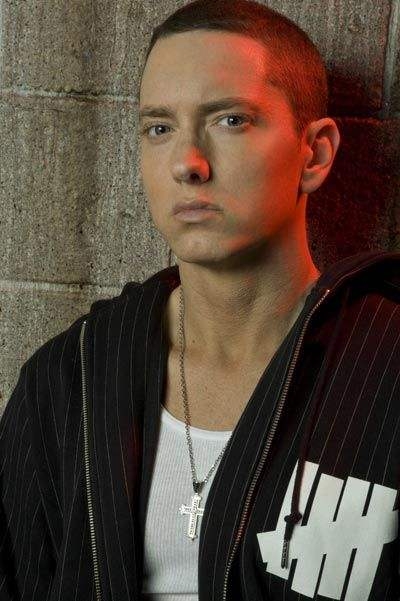 CutinLove Eminem里面分别是什么歌组成的_Eminem资料简介