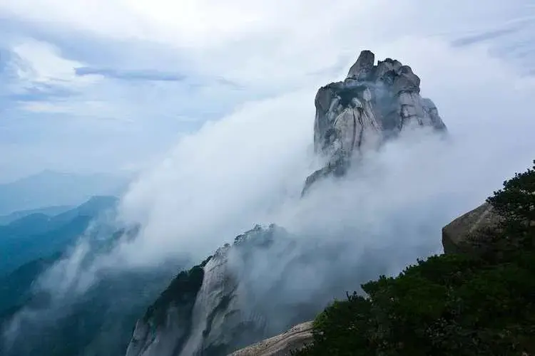 华东地区包括哪几个省份，华东五省的各大名山