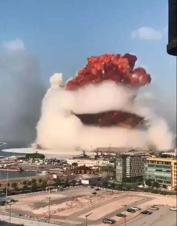 黎巴嫩大爆炸原因是什么，事故经过
