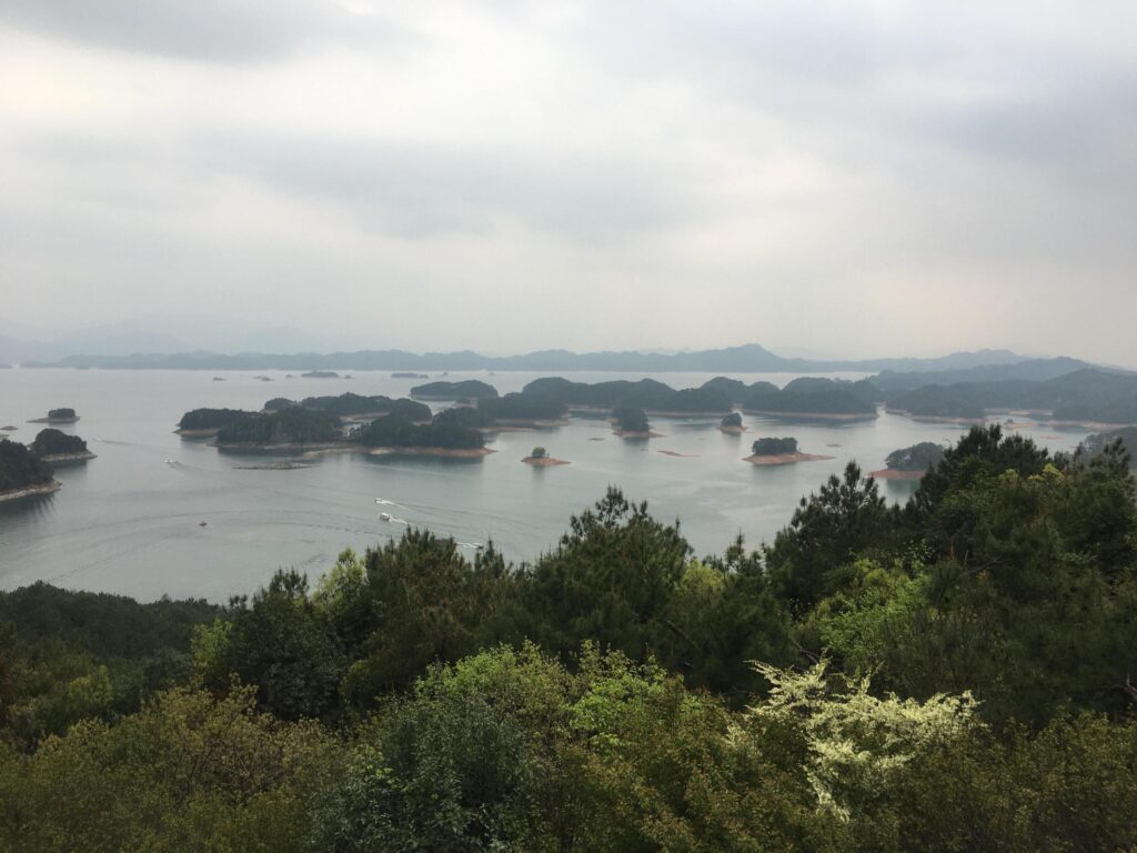 杭州到千岛湖怎么走，世界三大千岛湖是哪几个