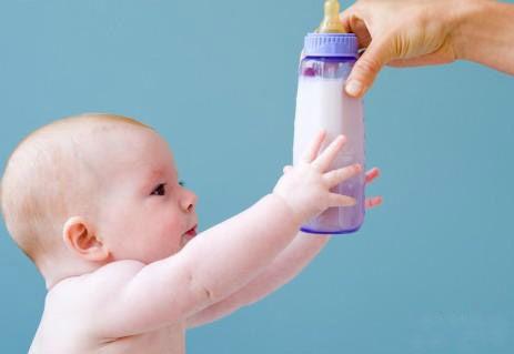 什么是免敏奶粉？什么样的宝宝要喝特殊奶粉