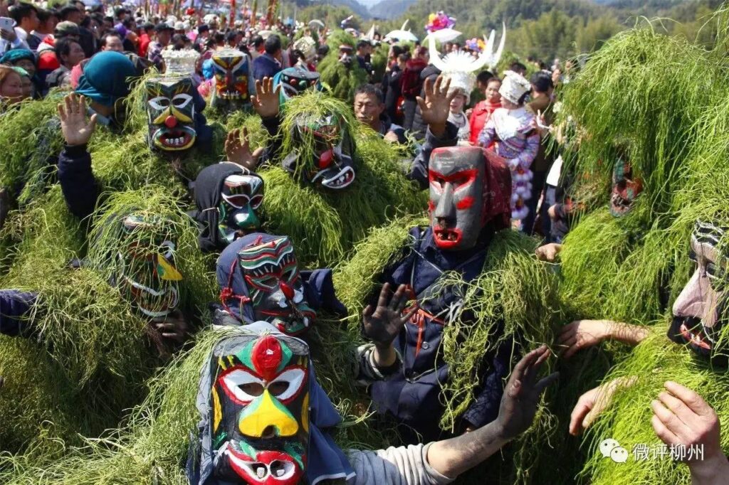 柳州野人王有年纪大的吗？野人来了是做什么呢