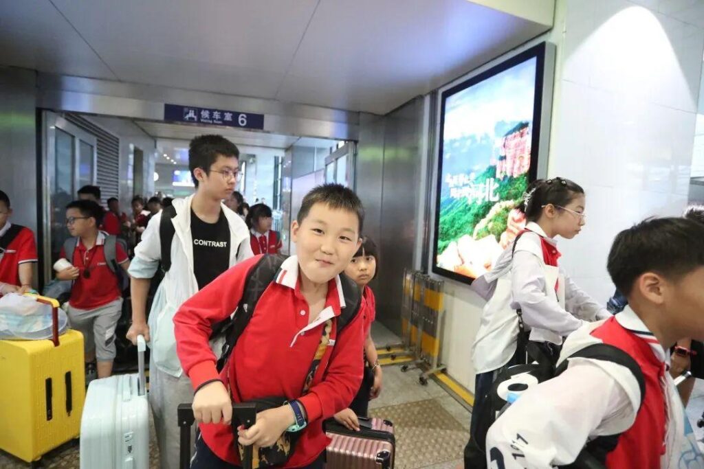 地铁军博站到北京西站有公交车吗?带娃旅游攻略