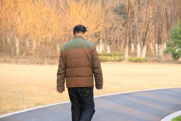 冬天手脚冻了怎么办？冬天保暖的方法有哪些？