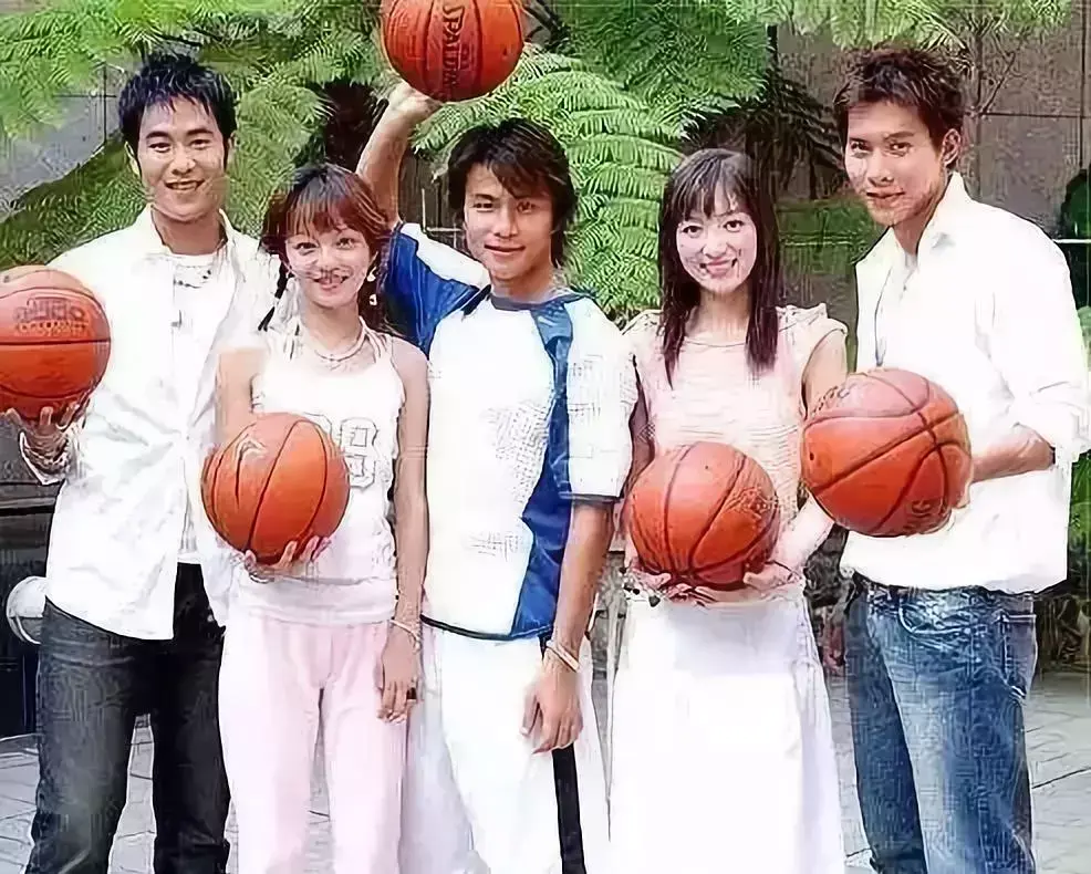 海豚湾恋人里面的所有插曲,熟悉的偶像剧旋律 海豚湾恋人里面的所有插曲,熟悉的偶像剧旋律