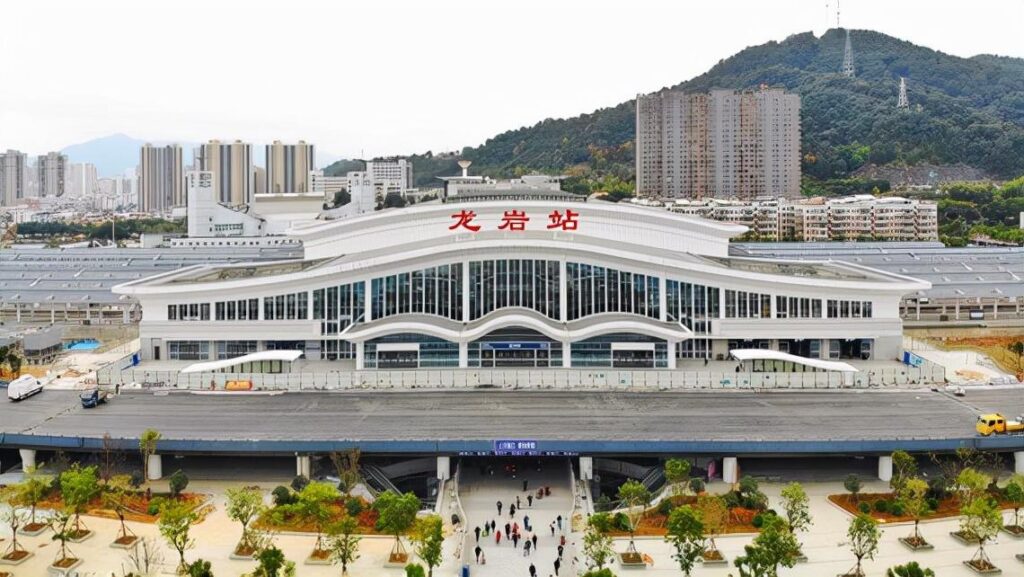 漳州动车站在哪里_福建省重要高铁站有哪几个
